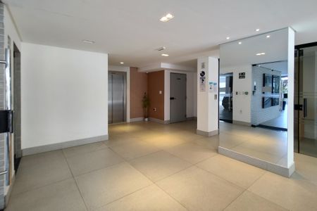 Apartamento para alugar com 85m², 2 quartos e 1 vagaHall de entrada