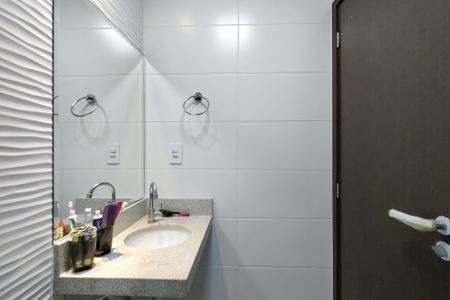 Apartamento para alugar com 85m², 2 quartos e 1 vagaBanheiro da Suíte 2