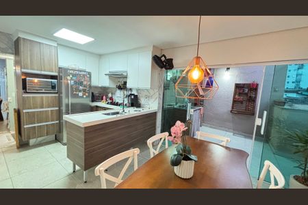 Apartamento à venda com 86m², 2 quartos e 1 vagaCopa