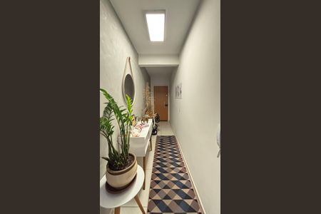 Apartamento à venda com 86m², 2 quartos e 1 vagaCorredor