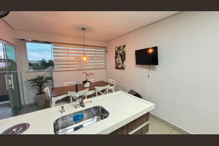 Apartamento à venda com 86m², 2 quartos e 1 vagaCozinha