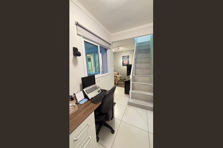 Apartamento à venda com 86m², 2 quartos e 1 vagaEscritório