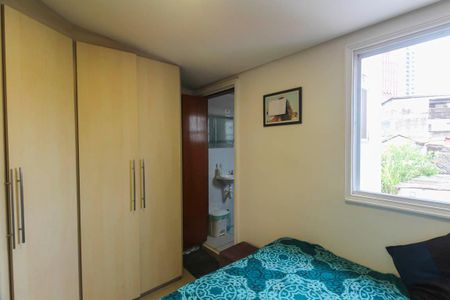 Casa de condomínio à venda com 125m², 3 quartos e 2 vagasSuíte 1