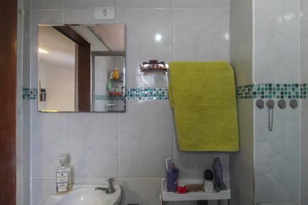 Casa de condomínio à venda com 125m², 3 quartos e 2 vagasBanheiro da Suíte 1