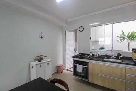 Casa de condomínio à venda com 125m², 3 quartos e 2 vagasCozinha