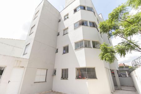 Apartamento à venda com 44m², 2 quartos e 1 vaga Apartamento à venda com 44m², 2 quartos e 1 vagaFachada do bloco