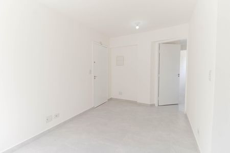 Apartamento à venda com 44m², 2 quartos e 1 vaga Apartamento à venda com 44m², 2 quartos e 1 vagaSala
