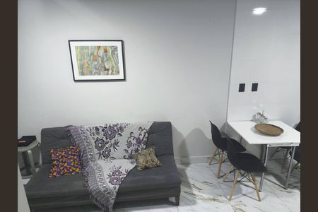 Casa de condomínio para alugar com 60m², 2 quartos e 1 vagaSala