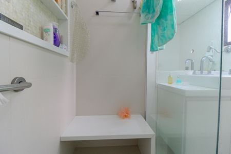 Apartamento à venda com 172m², 4 quartos e 3 vagas Apartamento à venda com 172m², 4 quartos e 3 vagasBanheiro da Suíte