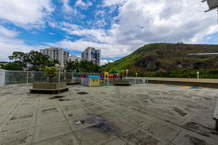 Apartamento para alugar com 55m², 2 quartos e 1 vagaÁrea comum