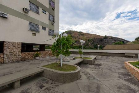 Apartamento para alugar com 55m², 2 quartos e 1 vagaÁrea comum