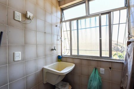 Apartamento para alugar com 55m², 2 quartos e 1 vagaÁrea de Serviço