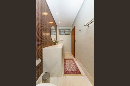 Casa à venda com 516m², 4 quartos e 4 vagasBanheiro Social 1