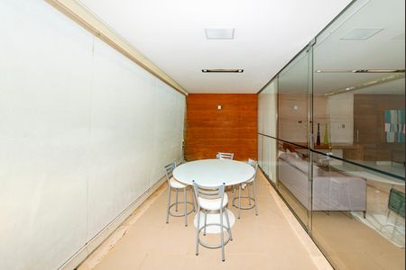 Casa à venda com 516m², 4 quartos e 4 vagasVaranda