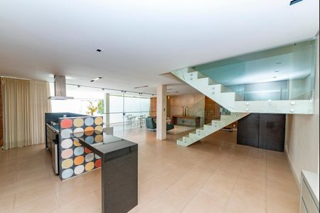 Casa à venda com 516m², 4 quartos e 4 vagasSala 1