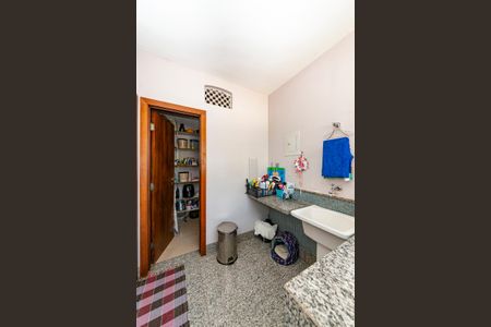 Casa à venda com 516m², 4 quartos e 4 vagasÁrea de Serviço