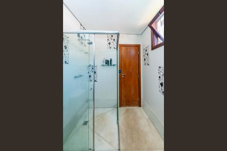 Casa à venda com 516m², 4 quartos e 4 vagasBanheiro da Suíte 4