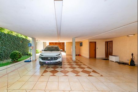 Casa à venda com 516m², 4 quartos e 4 vagasGaragem