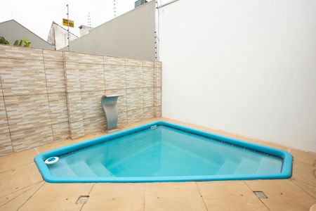 Casa à venda com 200m², 3 quartos e 2 vagasPiscina/Ofurô