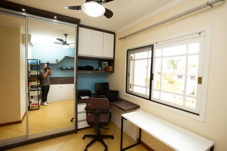 Casa à venda com 200m², 3 quartos e 2 vagasQuarto 2