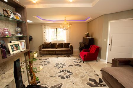 Casa à venda com 200m², 3 quartos e 2 vagasSala