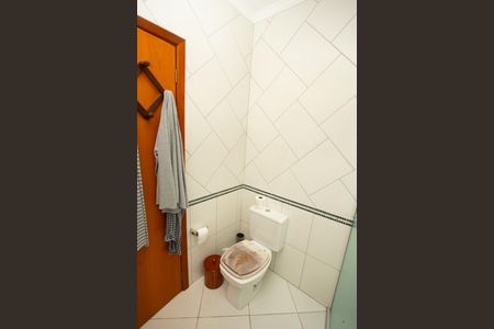 Casa à venda com 200m², 3 quartos e 2 vagasBanheiro da Suíte