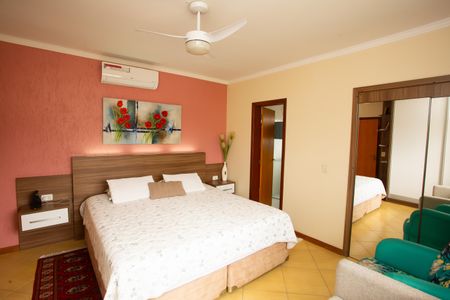 Casa à venda com 200m², 3 quartos e 2 vagasSuíte