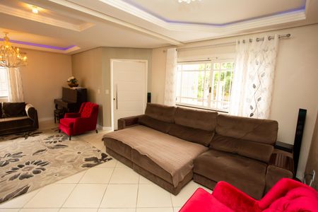 Casa à venda com 200m², 3 quartos e 2 vagasSala