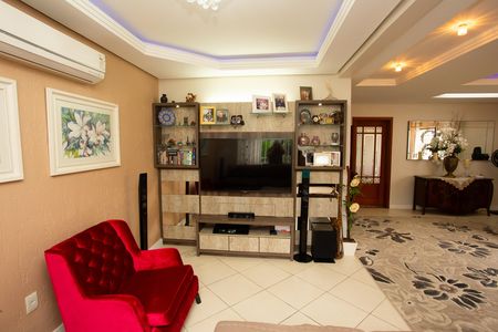 Casa à venda com 200m², 3 quartos e 2 vagasSala