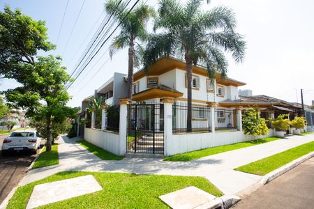 Casa à venda com 200m², 3 quartos e 2 vagasFachada da casa