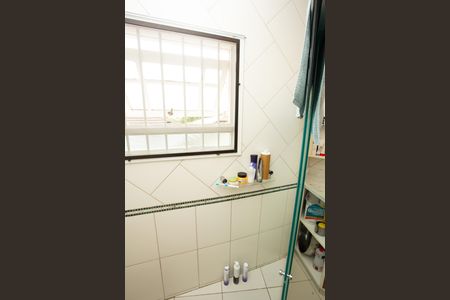 Casa à venda com 200m², 3 quartos e 2 vagasBanheiro da Suíte