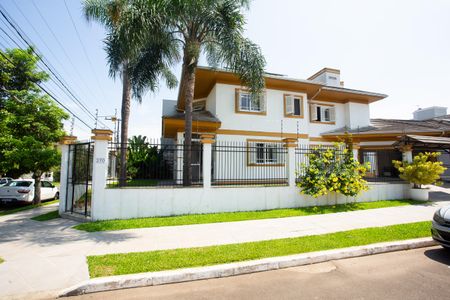 Casa à venda com 200m², 3 quartos e 2 vagasFachada da casa
