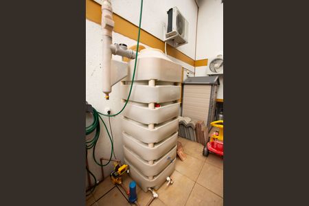 Casa à venda com 200m², 3 quartos e 2 vagasCisterna 1