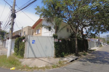 Casa para alugar com 120m², 3 quartos e 1 vagaFachada