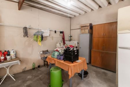 Casa à venda com 300m², 2 quartos e 8 vagasÁrea de Serviço