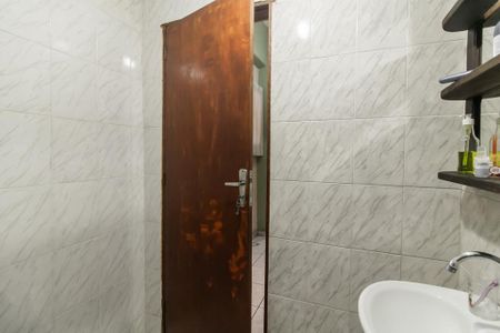 Casa à venda com 300m², 2 quartos e 8 vagasBanheiro