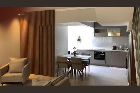 Casa de condomínio à venda com 85m², 3 quartos e 2 vagas Casa de condomínio à venda com 85m², 3 quartos e 2 vagasSala