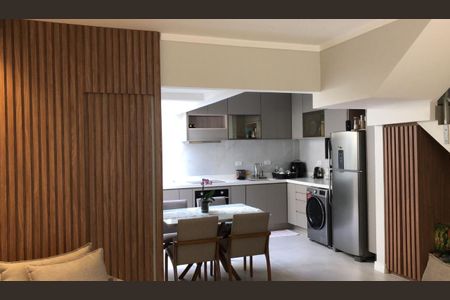 Casa de condomínio à venda com 85m², 3 quartos e 2 vagas Casa de condomínio à venda com 85m², 3 quartos e 2 vagasSala