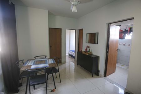 Apartamento à venda com 90m², 2 quartos e 1 vaga Apartamento à venda com 90m², 2 quartos e 1 vagaSala