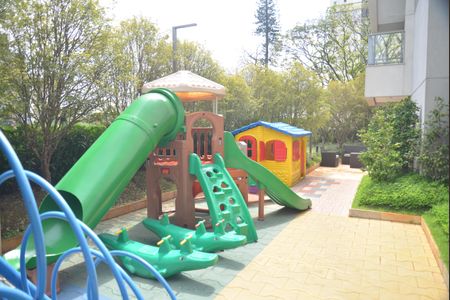 Apartamento à venda com 153m², 3 quartos e 3 vagasÁrea comum - Playground