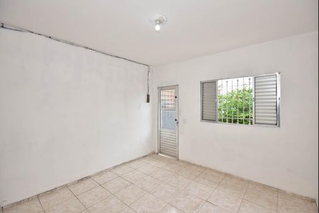 Casa para alugar com 35m², 2 quartos e sem vaga Casa para alugar com 35m², 2 quartos e sem vagaSala