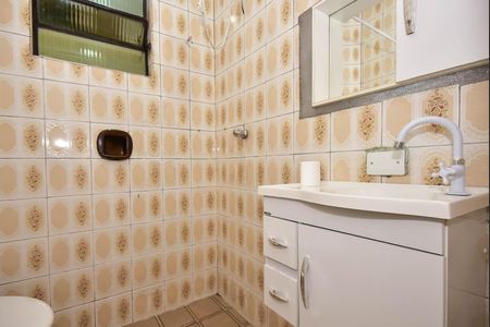 Casa para alugar com 35m², 2 quartos e sem vaga Casa para alugar com 35m², 2 quartos e sem vagaBanheiro