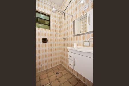 Casa para alugar com 35m², 2 quartos e sem vaga Casa para alugar com 35m², 2 quartos e sem vagaBanheiro