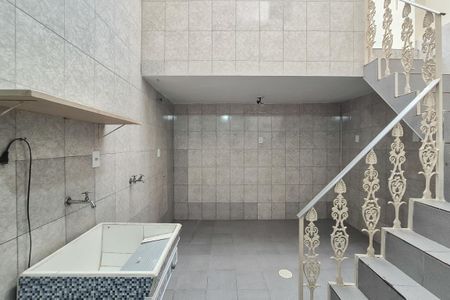 Casa para alugar com 86m², 2 quartos e 1 vagaÁrea de Serviço