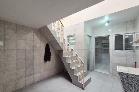 Casa para alugar com 86m², 2 quartos e 1 vagaÁrea de Serviço