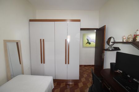 Casa à venda com 168m², 3 quartos e 2 vagasQuarto 1