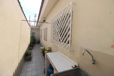 Casa à venda com 168m², 3 quartos e 2 vagasÁrea de Serviço