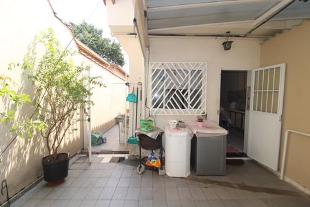 Casa à venda com 168m², 3 quartos e 2 vagasÁrea de Serviço