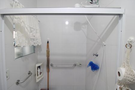 Casa à venda com 168m², 3 quartos e 2 vagasBanheiro 2