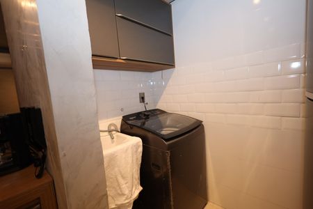 Apartamento para alugar com 68m², 2 quartos e 1 vagaÁrea de Serviço